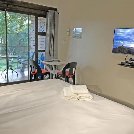 Hills And Dales Accommodation Lanseria Room photo