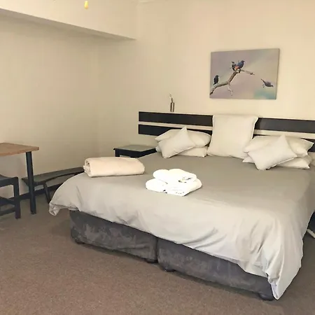 Hills And Dales Accommodation Lanseria Room photo