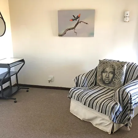 Hills And Dales Accommodation Lanseria Room photo